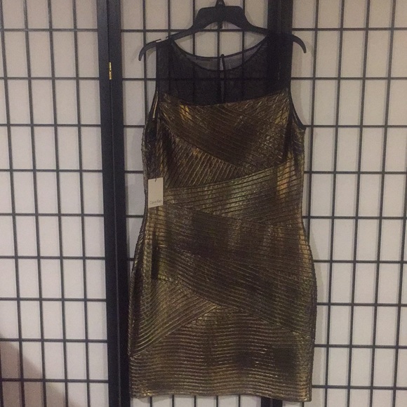 Dress - Picture 2 of 3